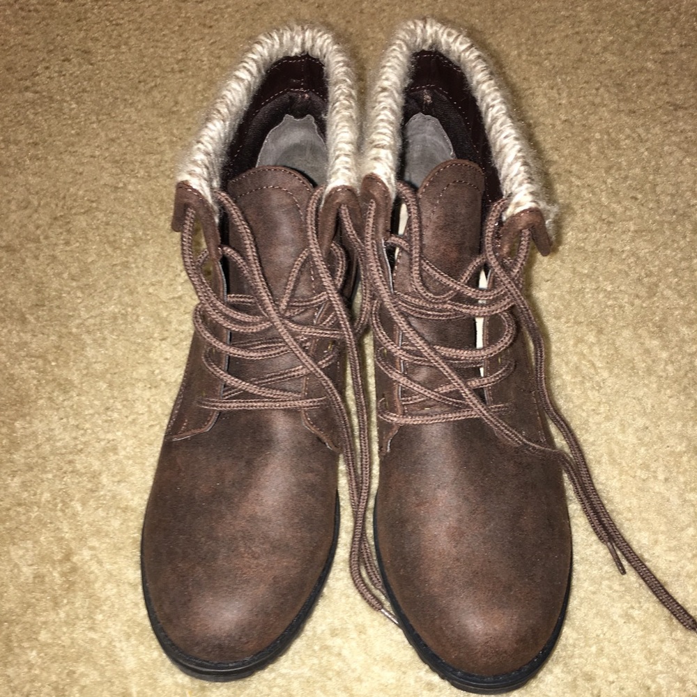 EUC boots